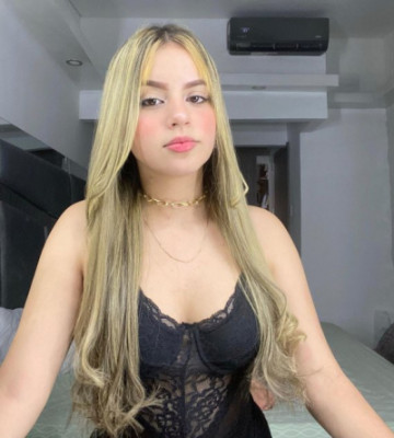 I&rsquo;m available for Incall and outcall service🌺🍑🍆❤️