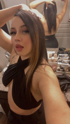 DUO Available Come See Me While I&rsquo;m Here