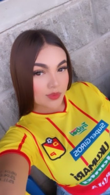 I&rsquo;m available and ready to meet now: Snapchat: ooreofeseyifunm