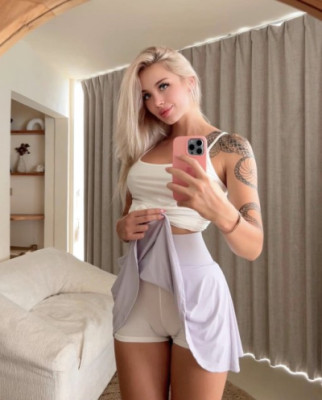 I&rsquo;m available for hookup both incall and outcall🥰💦