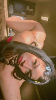 Mu&ntilde;eca linda latina todos tus sue&ntilde;os y fantas&iacute;a se aran realidad🍑🍆💦